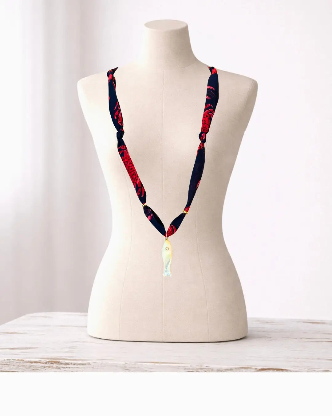 Navy and Red Seashore Pearl Fish Skinny Scarf Necklace